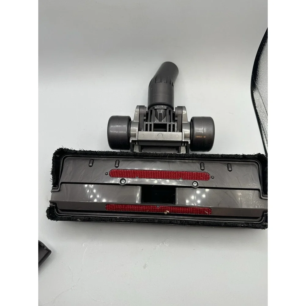 Dyson low reach
